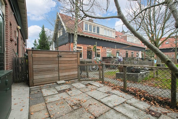 Medium property photo - Vogelkade 2, 1022 XA Amsterdam